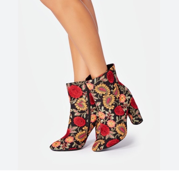 Embroidered Floral JustFab Marguerite Boots - Picture 2 of 6